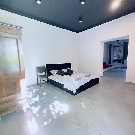 Przyjemny Lokal W Centum Miasta Apartman Łódź Kültér fotó