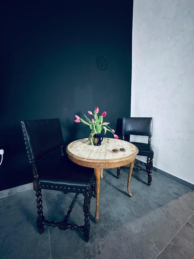 Przyjemny Lokal W Centum Miasta Apartman Łódź Kültér fotó